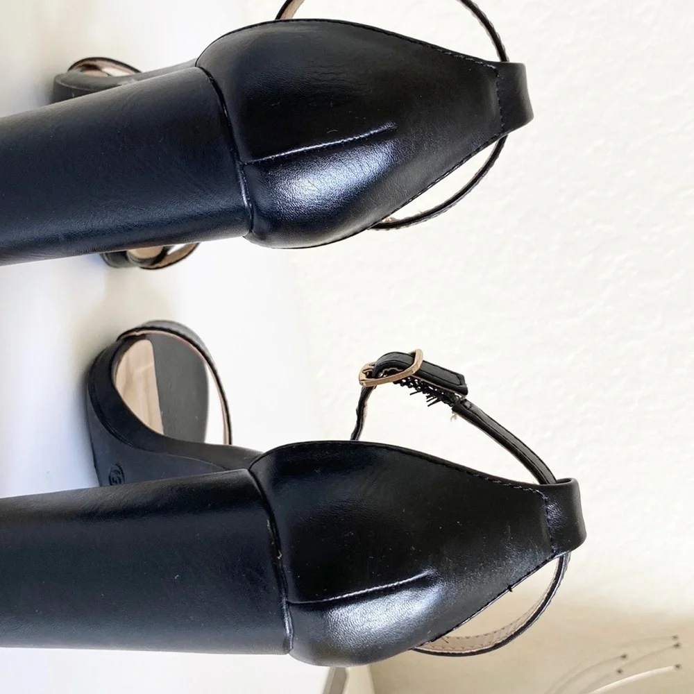 Dream Pairs Strappy/Chunky High Heels